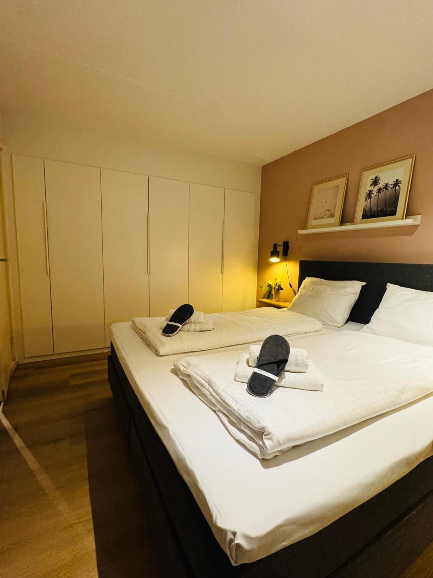 Hello Noordwijk - Souterrain Hoogwakersbosstraat 6 Apartment Bagian luar foto